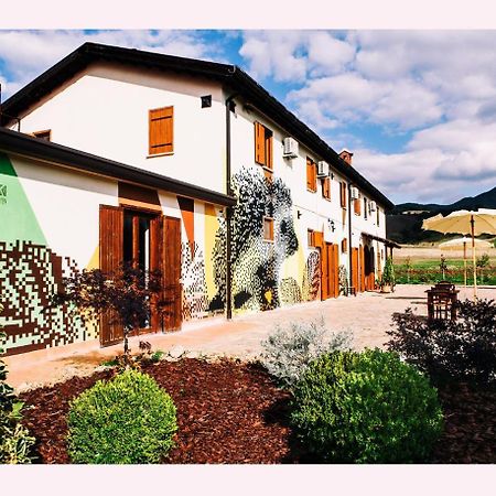 Agriturismo Il Riccio Монтикио Екстериор снимка